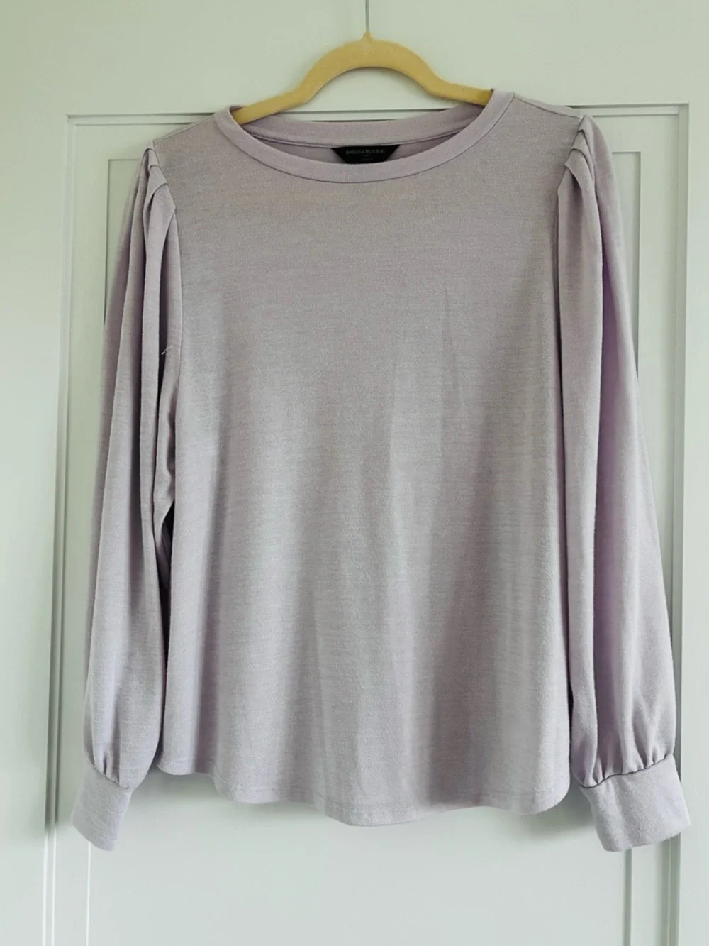 Banana Republic Lavender Puff-Sleeve Long Sleeve Top